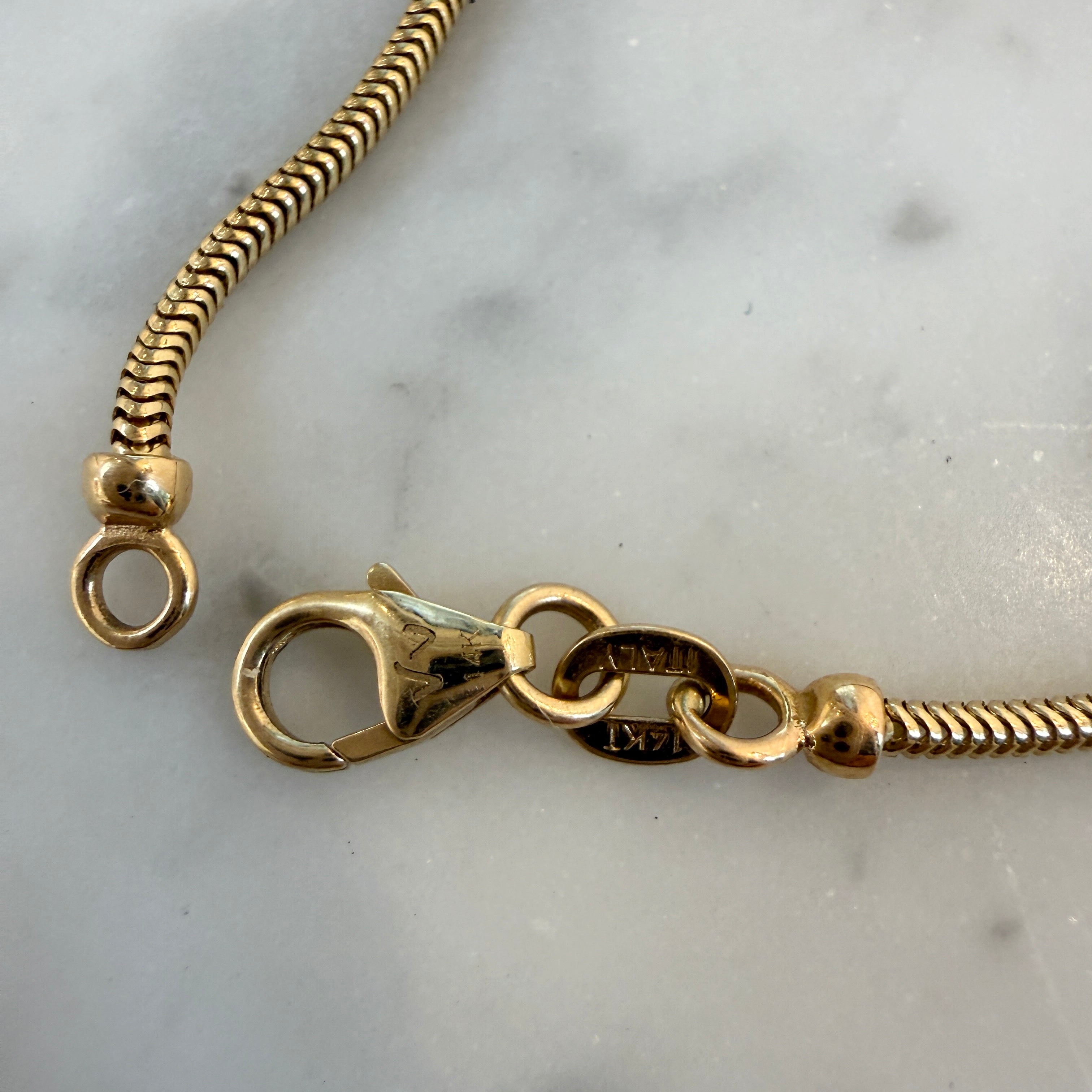 Vice Versa Louise Diamond Solitaire Necklace in 14k Yellow Gold