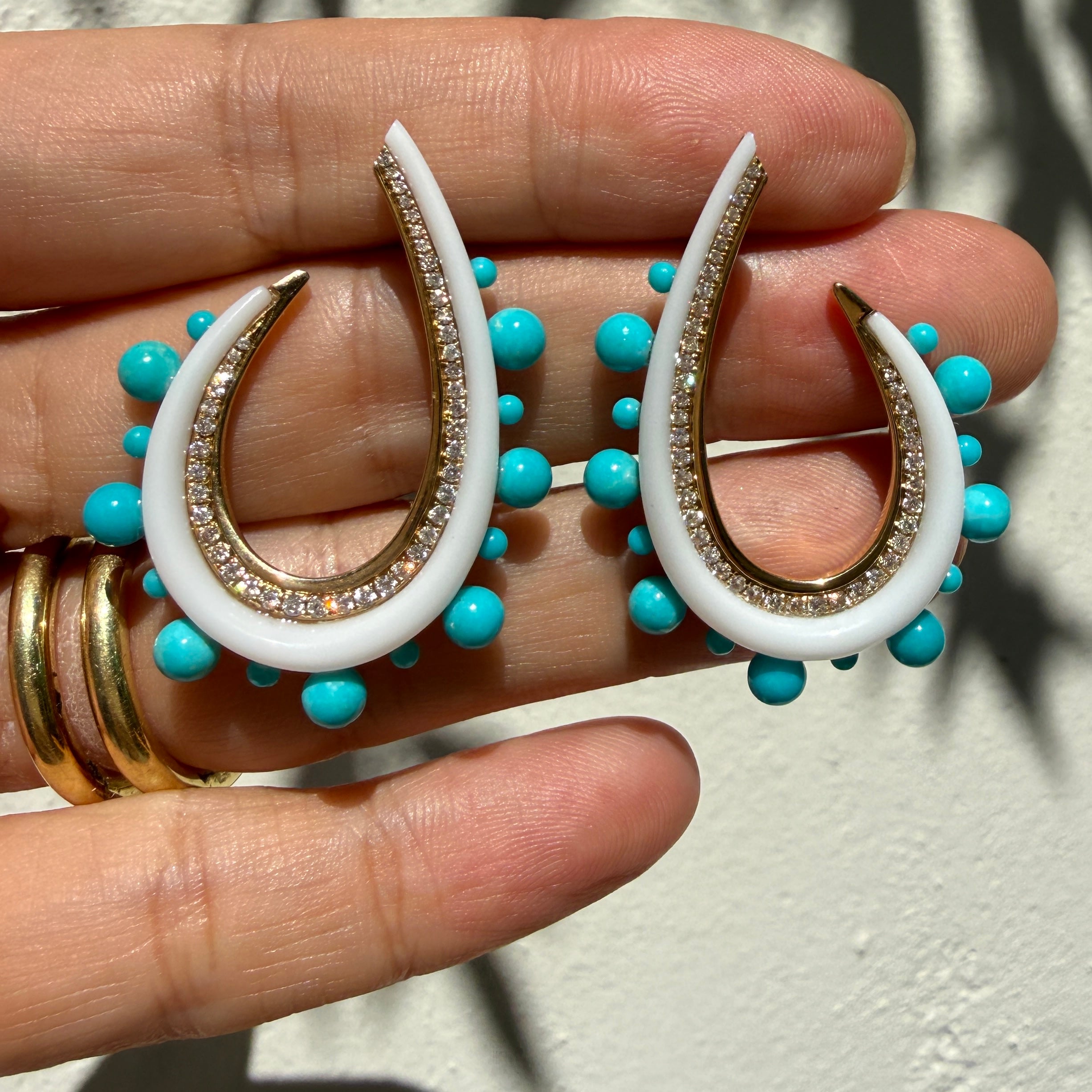 Sorellina Crescent Ball Earrings in 18k Yellow Gold