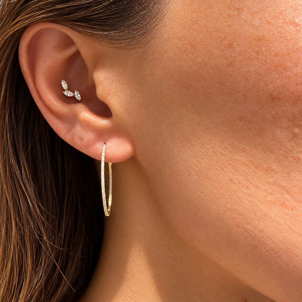 Shylee Rose 18k Yellow Gold 1" Diamond Hoops